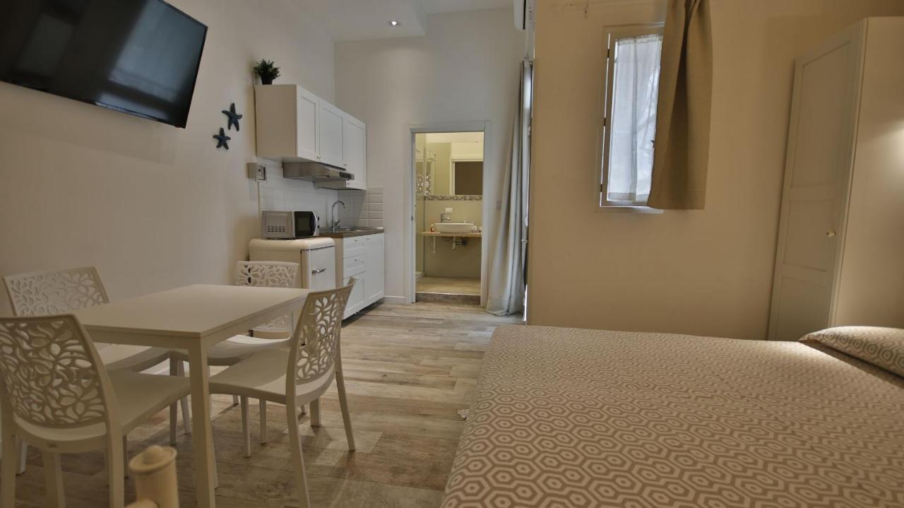 Casa Levante A 75 Mt Dalla Spiaggia Monopoli Exterior foto